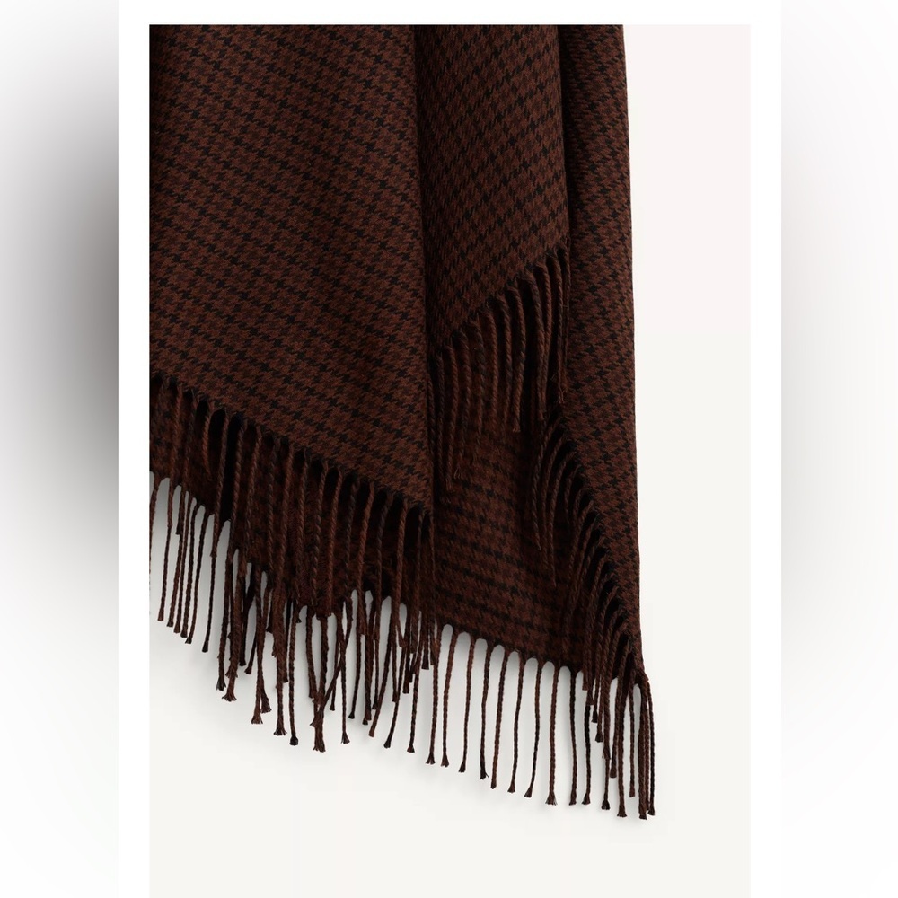 ❗️LAST CHANCE❗️ITEM WILL BE REMOVED SOON❗️ZARA ASYMMETRIC HEM FRINGED SKIRT - Picture 5 of 9